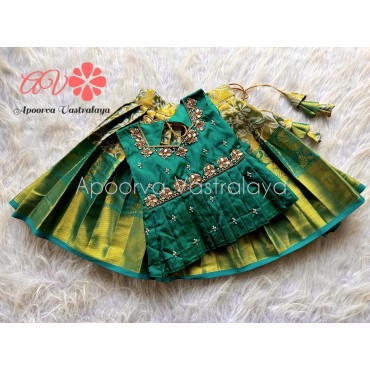 Rama Green simple aari banarasi pattu pavadai