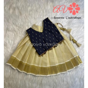 Grey & Offwhite Kerala Kasavu Pattu Pavadai